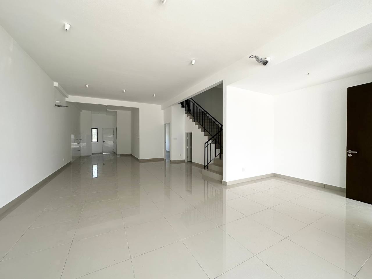 Double Storey Terrace Sejati Lakeside, Cyberjaya - photo 4