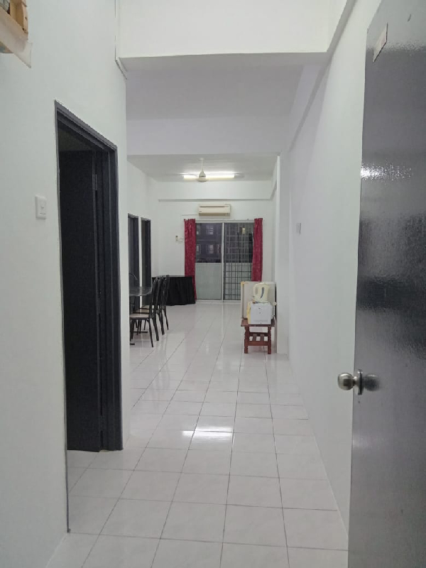 FULLY FURNISHED BLOCK D DESA PALMA  APARTMENT, BANDAR BARU NILAI - photo 2