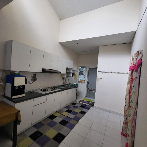 Single Storey Taman Warisan Bestari Dengkil - 4 Bed 2 Bath - photo 3
