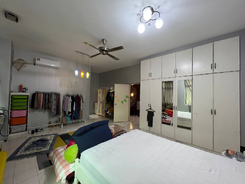 Renovated 2 Storey Tmn Warisan Indah, Kota Warisan, Sepang - photo 5