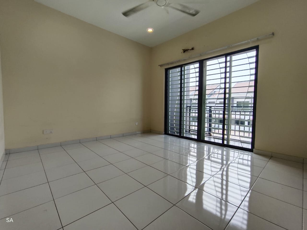 Rumah Teres 2 Tingkat Laman Delfina Nilai Impian - photo 2