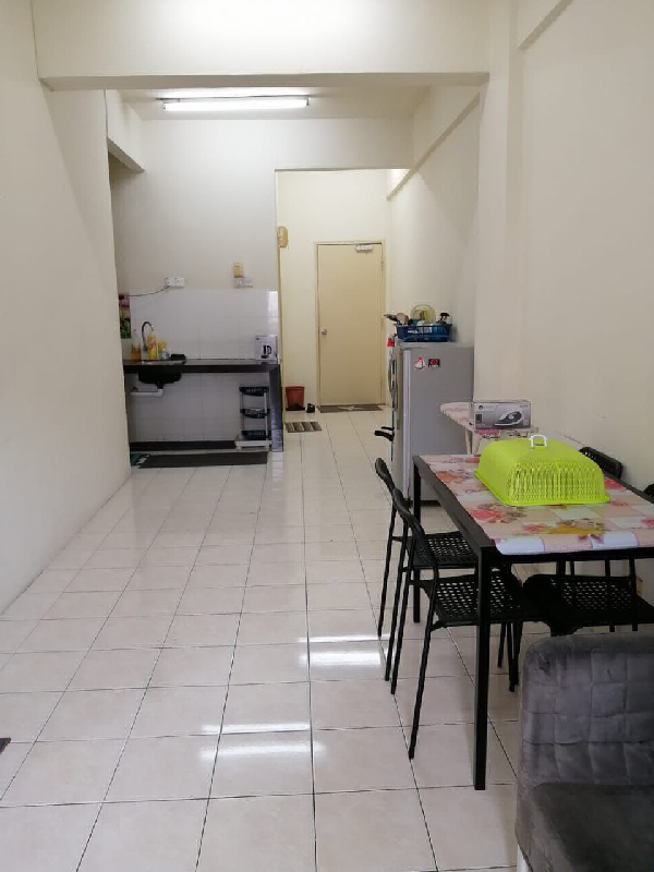 APARTMENT DESA PALMA, BANDAR BARU NILAI, NEGERI SEMBILAN - photo 2