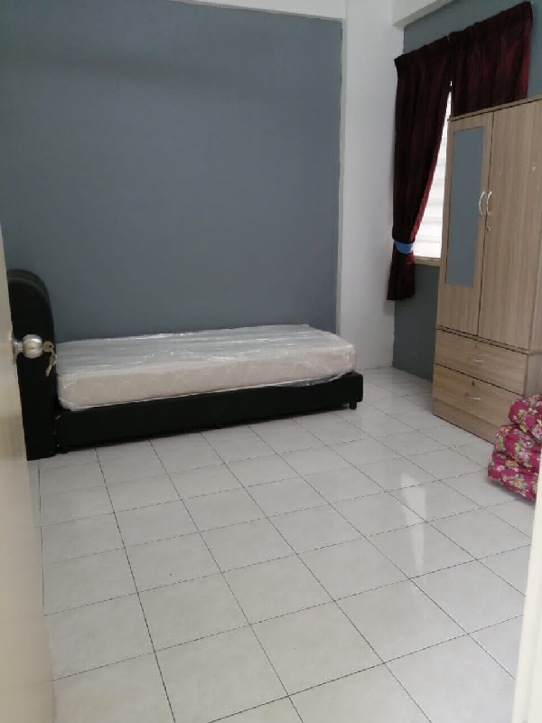APARTMENT DESA PALMA, BANDAR BARU NILAI, NEGERI SEMBILAN - photo 4