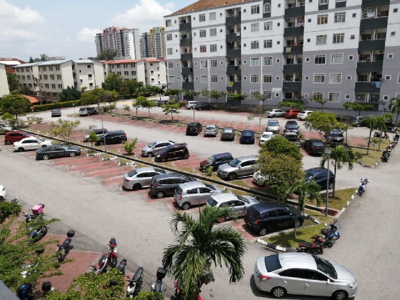 APARTMENT DESA PALMA, BANDAR BARU NILAI, NEGERI SEMBILAN - photo 5