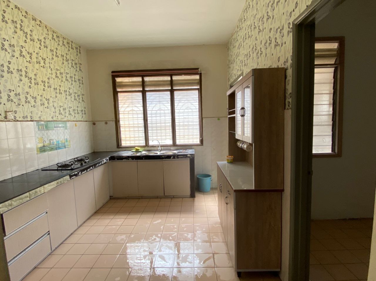 Double Storey Taman Mawar Salak Tinggi Sepang - photo 7