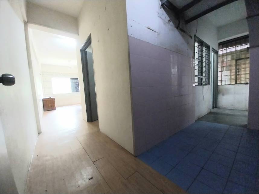 Low cost Flat Taman Kasturi Balakong Cheras - photo 3