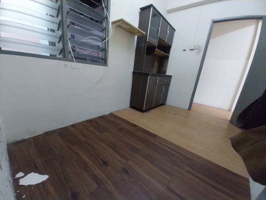 Low cost Flat Taman Kasturi Balakong Cheras - photo 9