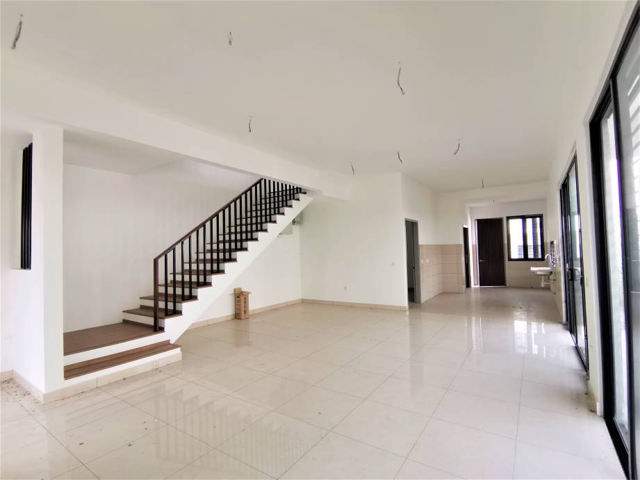 ENDLOT 2 Storey Elmina West, Denai Alam, Shah Alam - photo 3