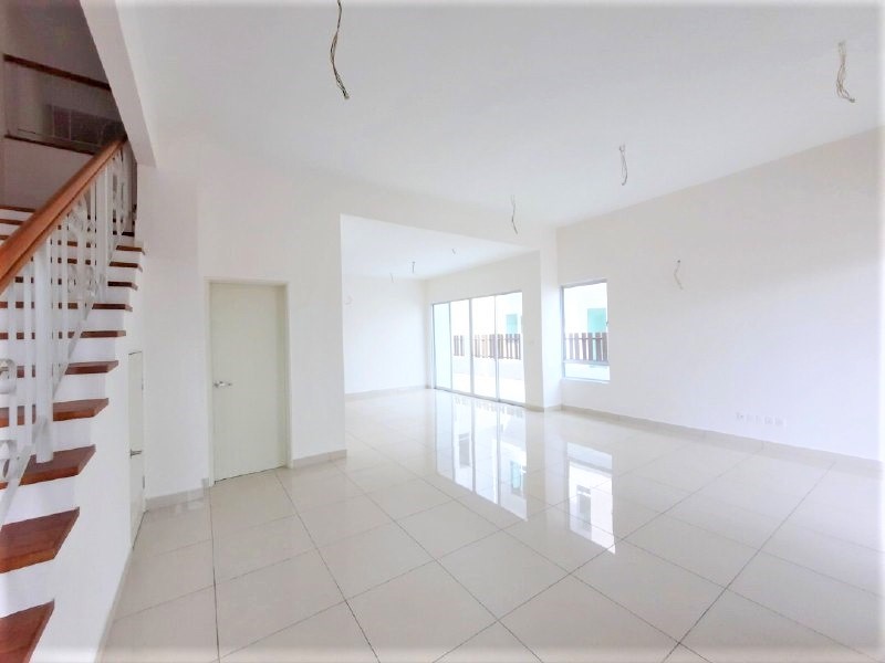 Puncak Saujana, Kajang - photo 2