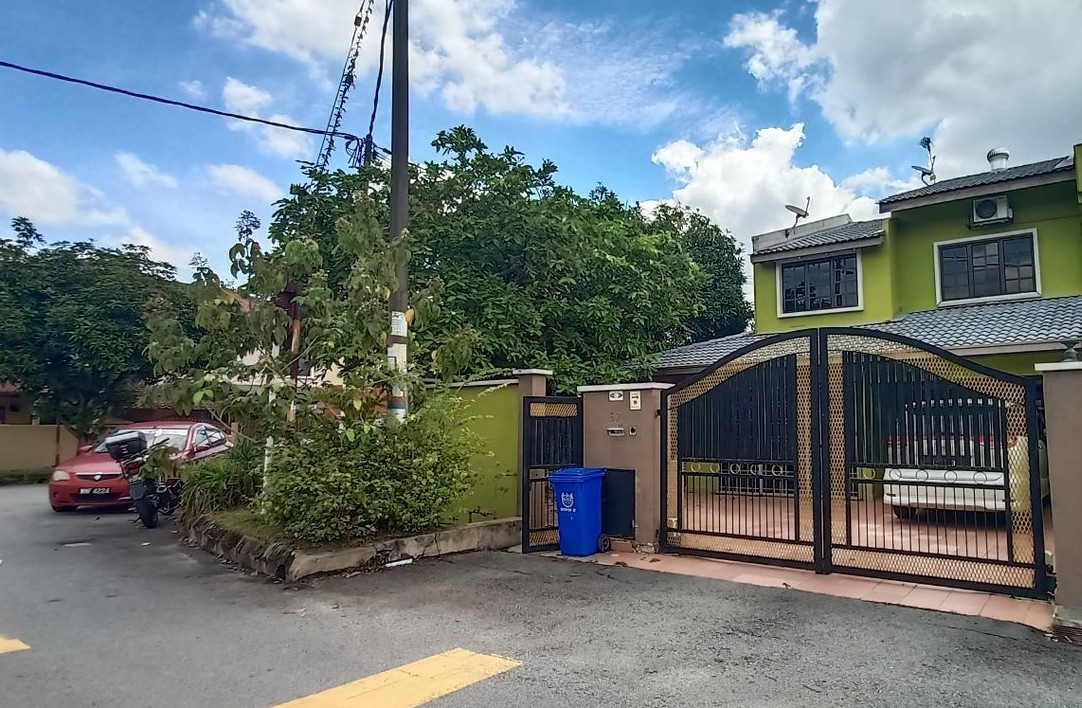 Double Storey Terrace Seksyen 27, Shah Alam - photo 2