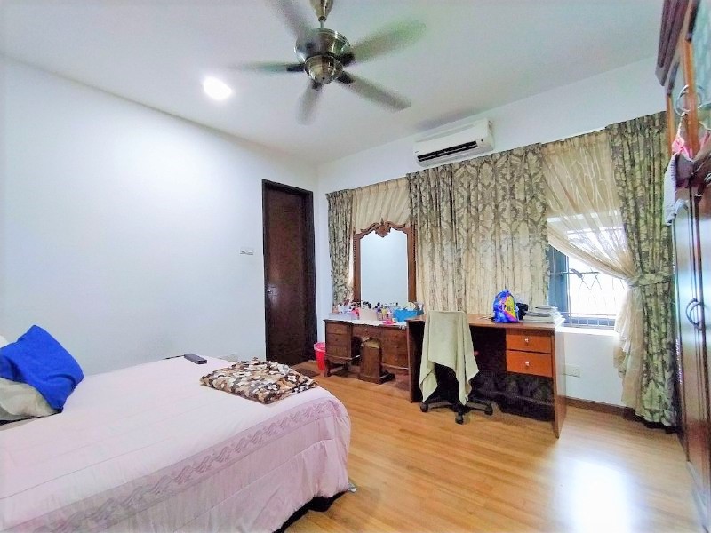 Garden Villa, Seksyen 7, Shah Alam - photo 9