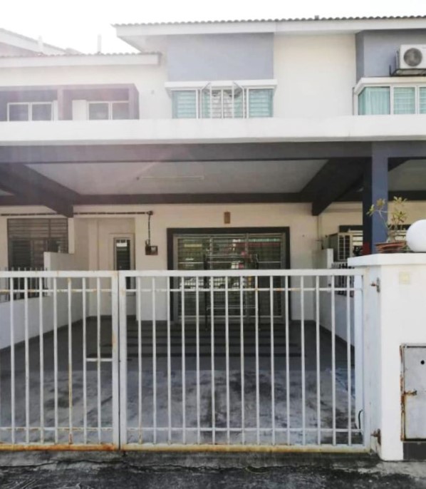Taman Emas, Dengkil - photo 1