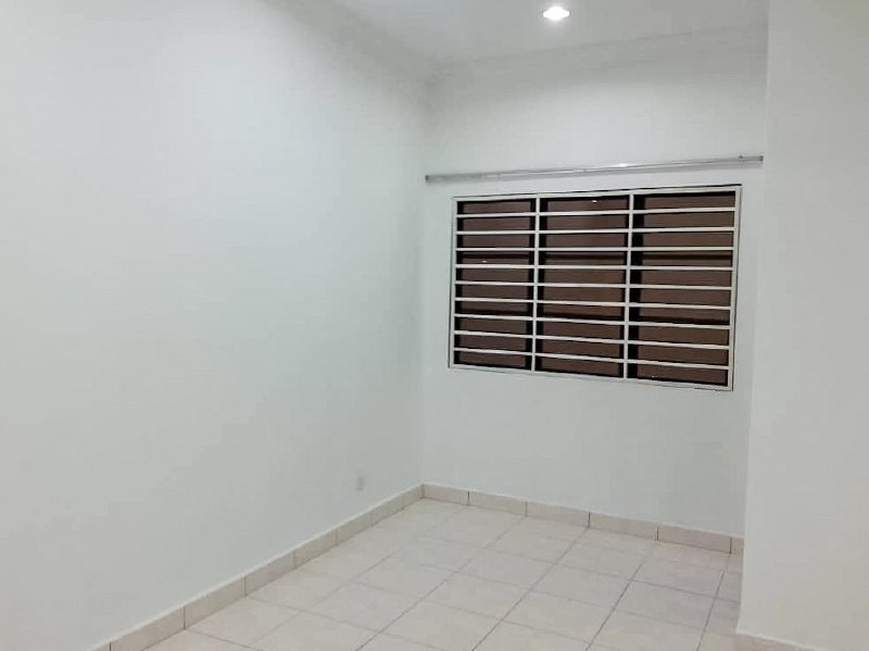 2 Storey Taman Puncak Saujana, Kajang - photo 8