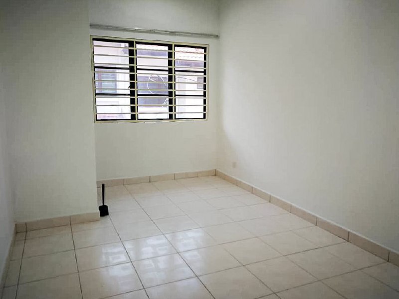2 Storey Taman Puncak Saujana, Kajang - photo 9