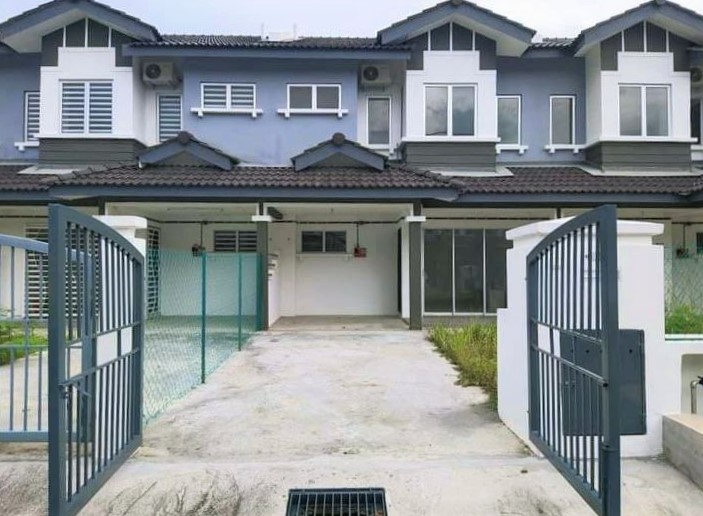 2 Storey Terrace Idaman Warisan, Puncak Alam