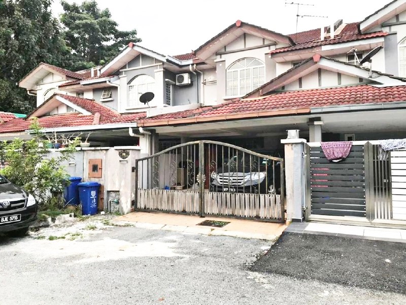 Double Storey Terrace Berjaya Park, Seksyen 32, Sh