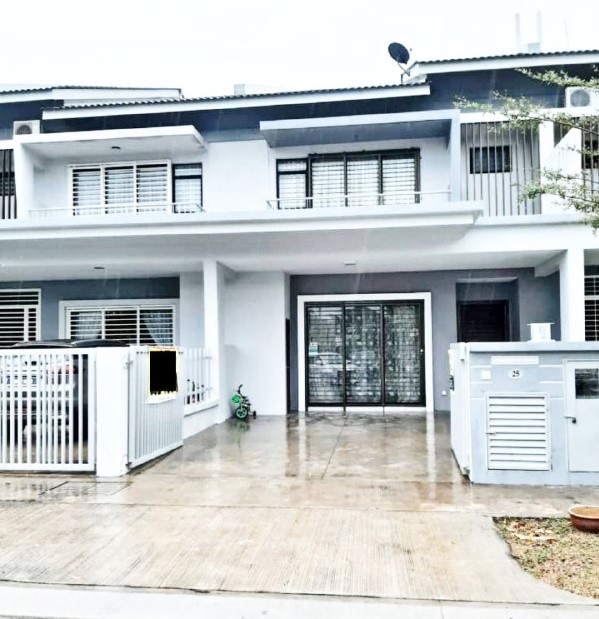 2 Storey Terrace Warisan Puteri, Kota Warisan