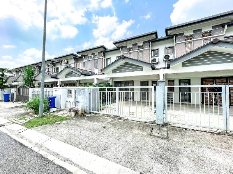 Double Storey Terrace Kemuning Greenhill 3, Shah A - photo 2