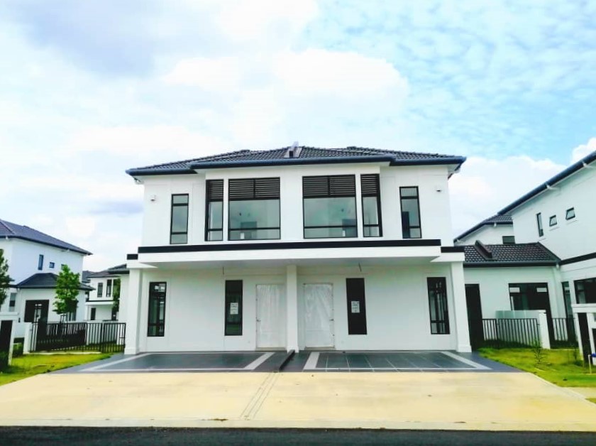 2 Storey Terrace Avenham Eco Grandeur, Puncak Alam