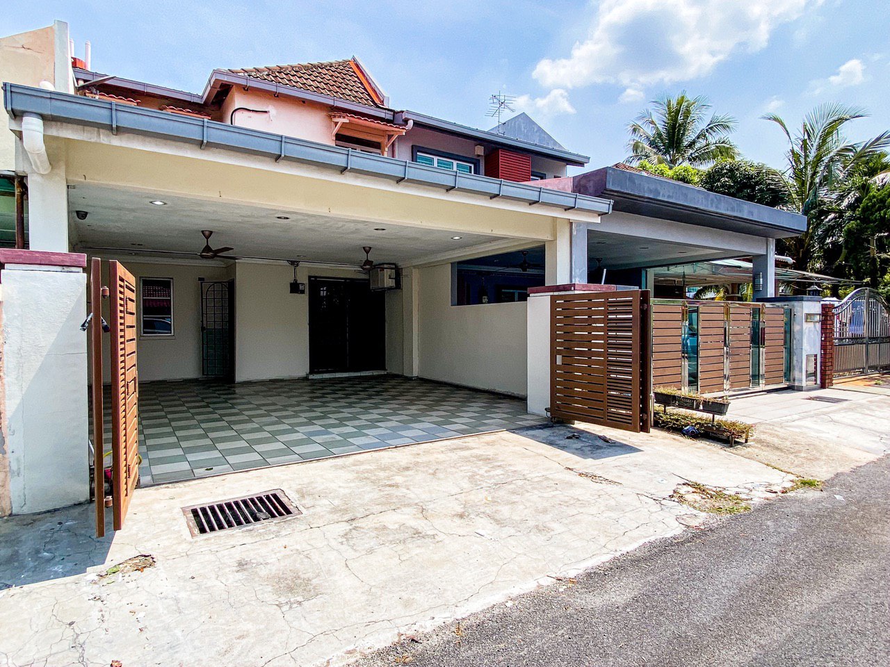 2 Storey Terrace House USJ 1, Subang Jaya - photo 2