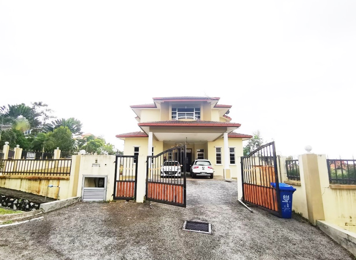 Bungalow Seksyen 8, Shah Alam - photo 2