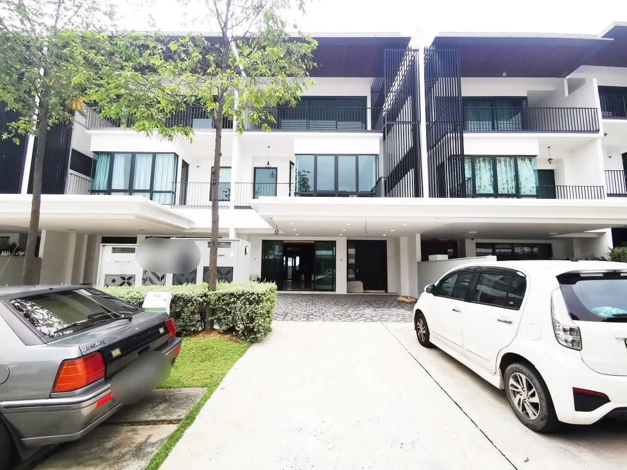 3 Storey Superlink Duta Villa, Setia Alam