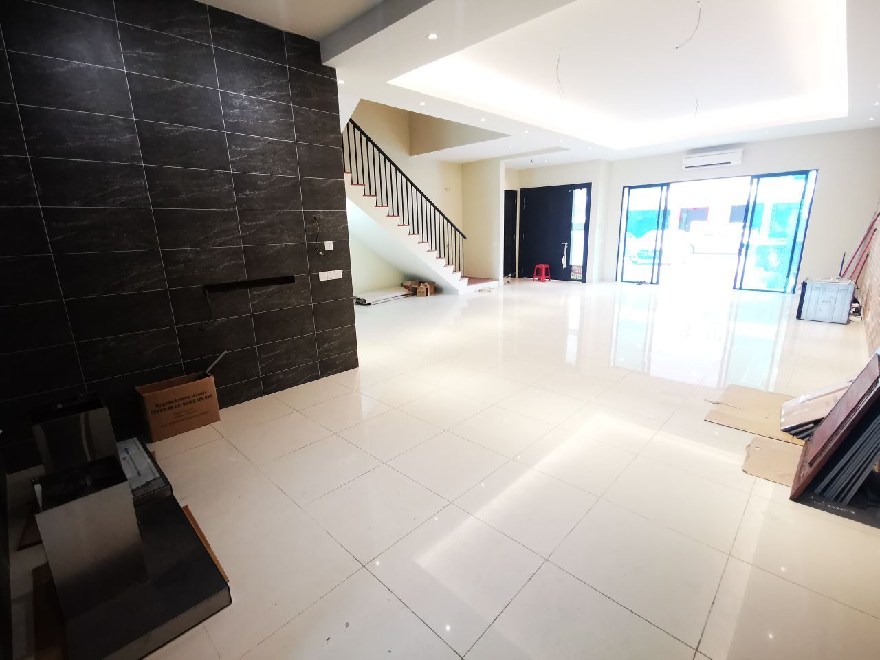 3 Storey Superlink Duta Villa, Setia Alam - photo 5