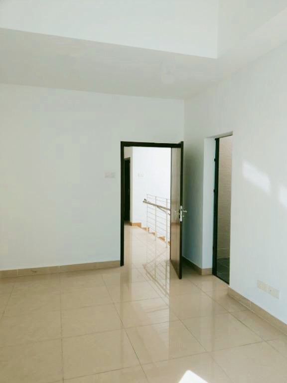 2 Storey Terrace Laman Glenmarie, Shah Alam - photo 12