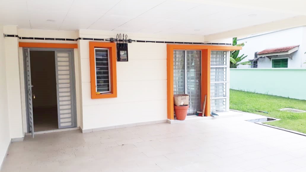 2 Storey Semi-D Taman Tasik Semenyih, Semenyih - photo 3