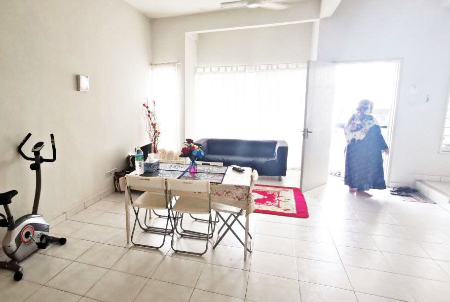 2 Storey Terrace Alam Suria, Puncak Alam - photo 3