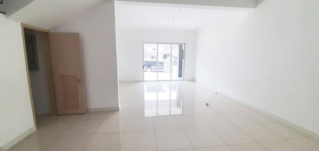 2 Storey Terrace Eugenia, Serene Heights, Bangi - photo 4