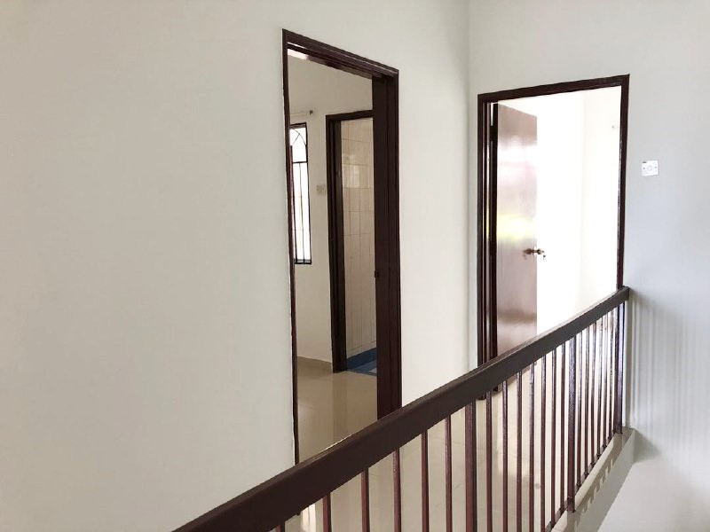 Sri Mahligai Townhouse Seksyen 9, Shah Alam - photo 4