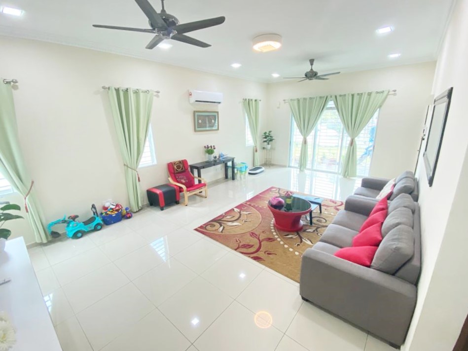 Semi-D Taman Bentara, Teluk Panglima Garang