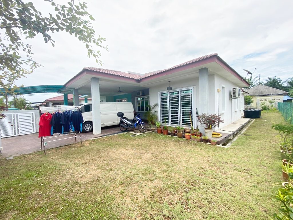 Semi-D Taman Bentara, Teluk Panglima Garang - photo 6