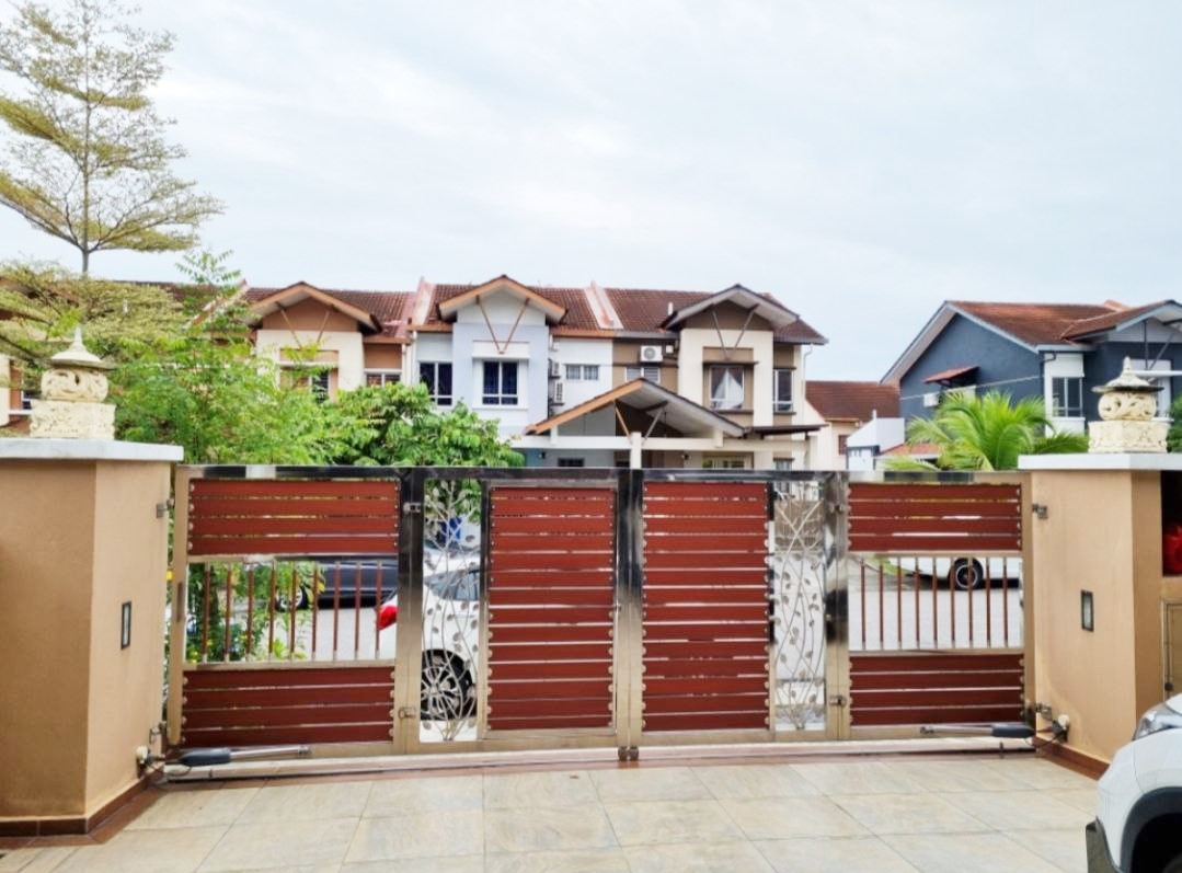 2 Storey Seksyen U9 Sunway Kayangan, Shah Alam - photo 2