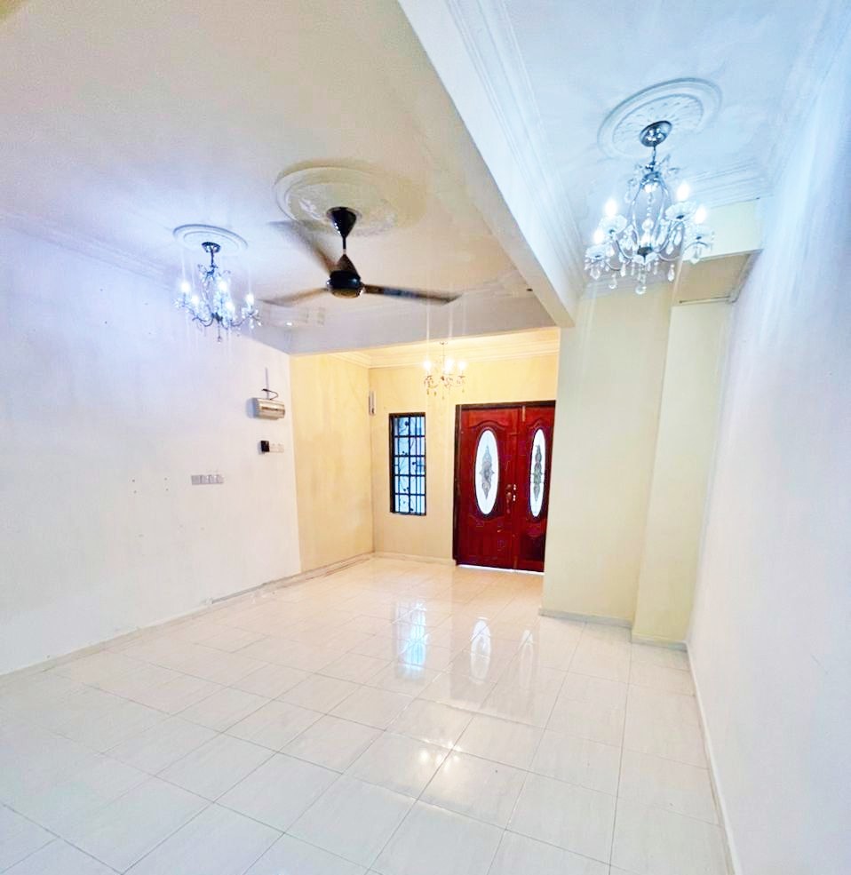 2 Storey Taman Sri Gombak, Fasa 10, Batu Caves - photo 2