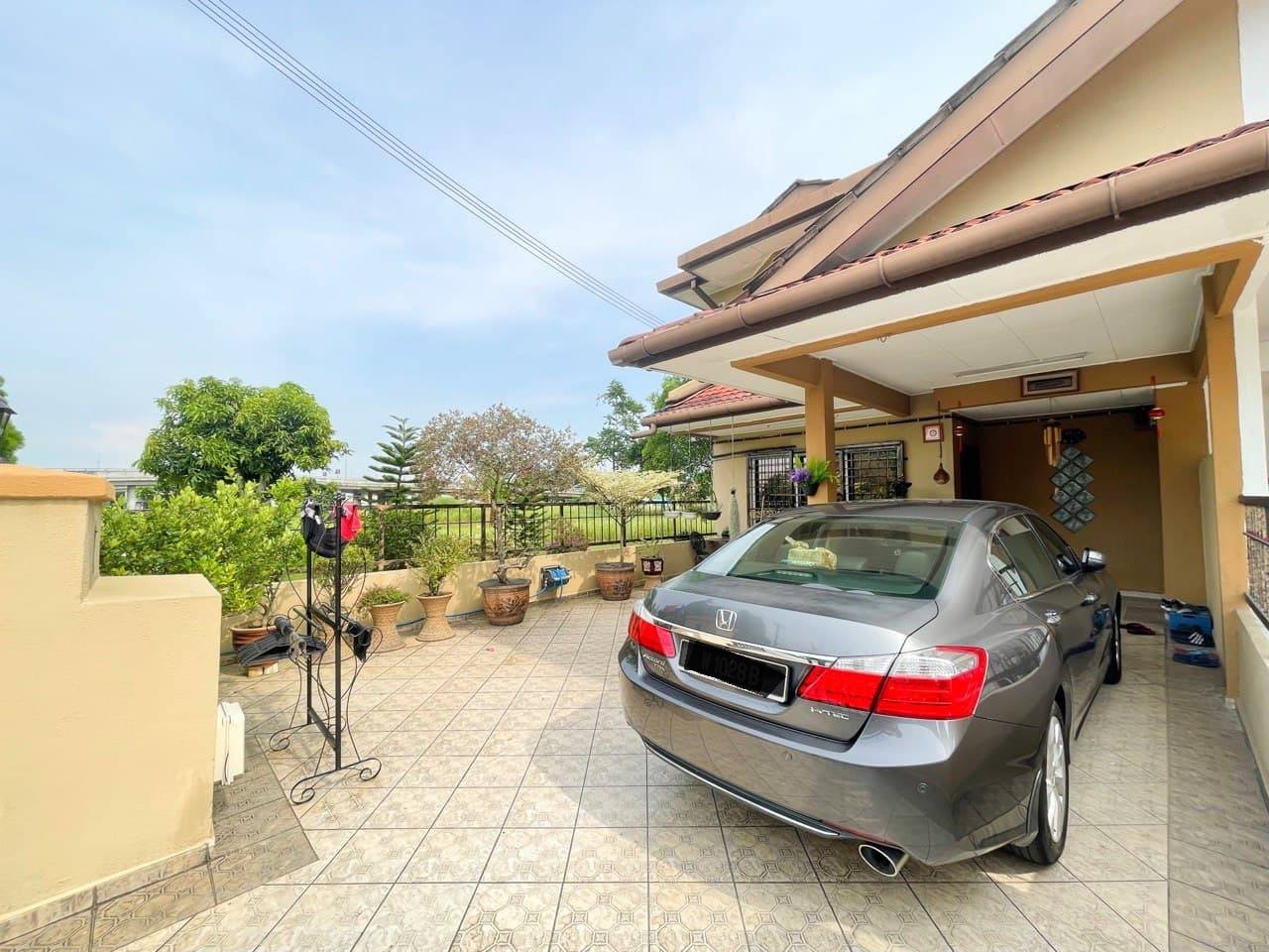 2 Storey Terrace Puchong Utama 2, Puchong - photo 3