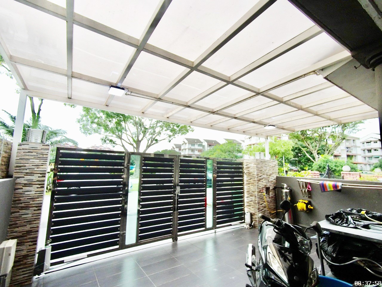 2 Storey Terrace Taman Kinrara, Puchong - photo 2