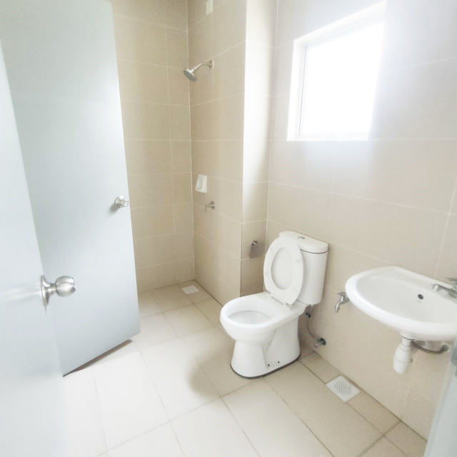 2 Storey Greenwood 96 Residence, Salak Tinggi - photo 10