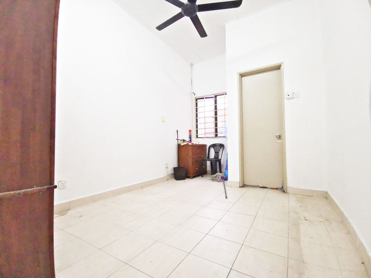 2 Storey Terrace Desa Coalfields 2, Sungai Buloh - photo 13