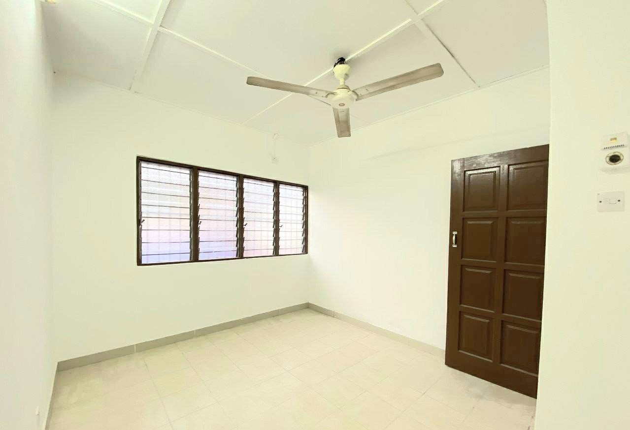 2 Storey Terrace Taman Rasmi Jaya, Ampang - photo 6