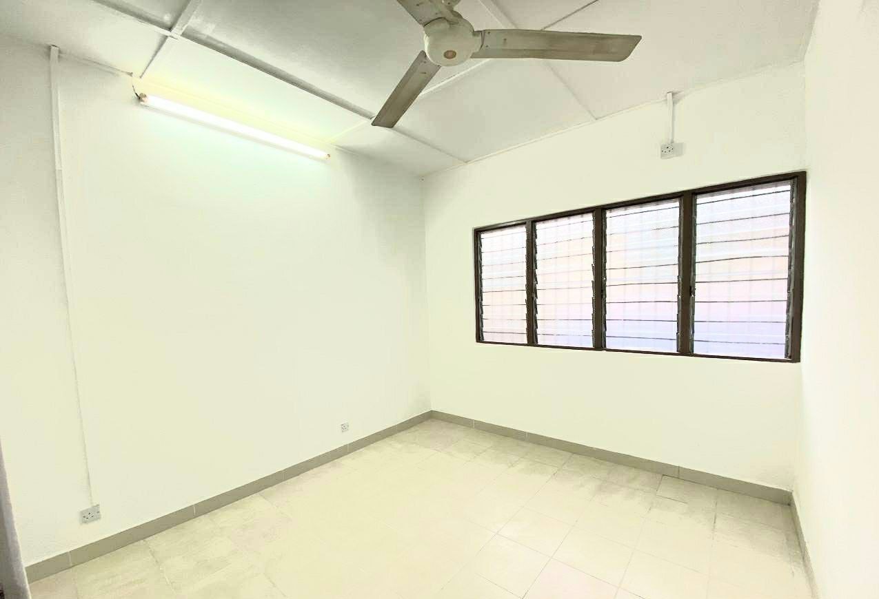 2 Storey Terrace Taman Rasmi Jaya, Ampang - photo 7