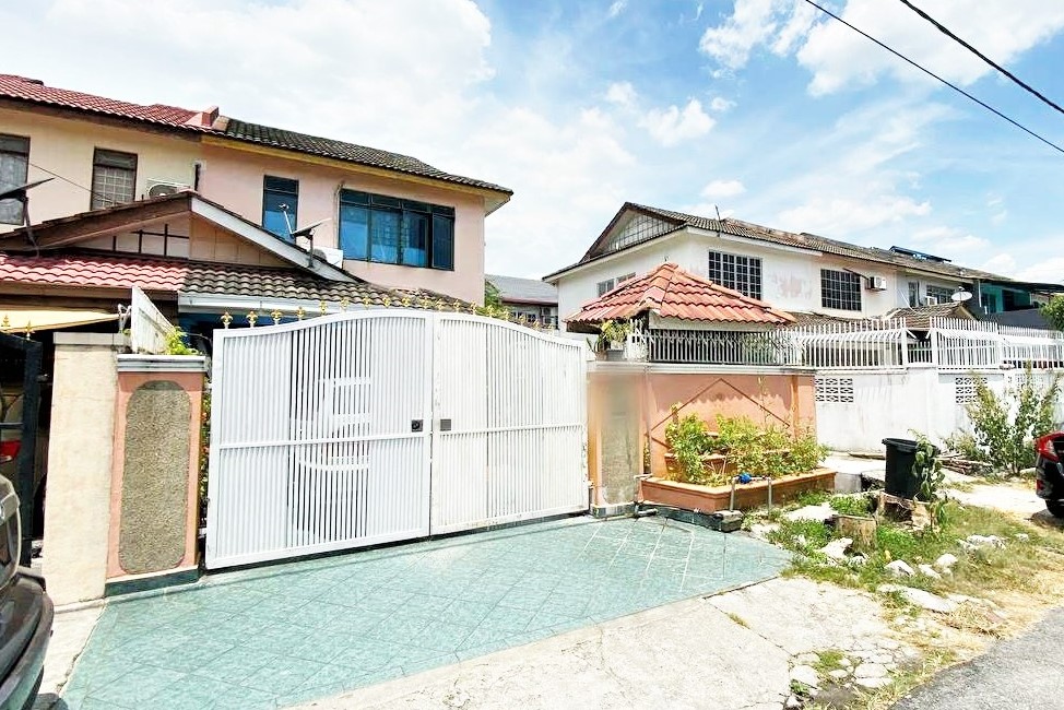 2 Storey Terrace Taman Puchong Indah, Puchong