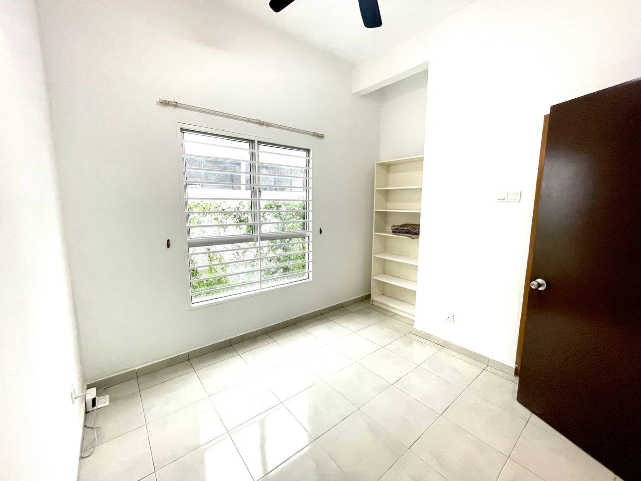 Double Storey Terrace Serene Heights - photo 9