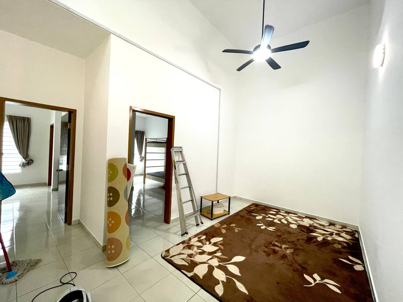 Double Storey Terrace Serene Heights - photo 10