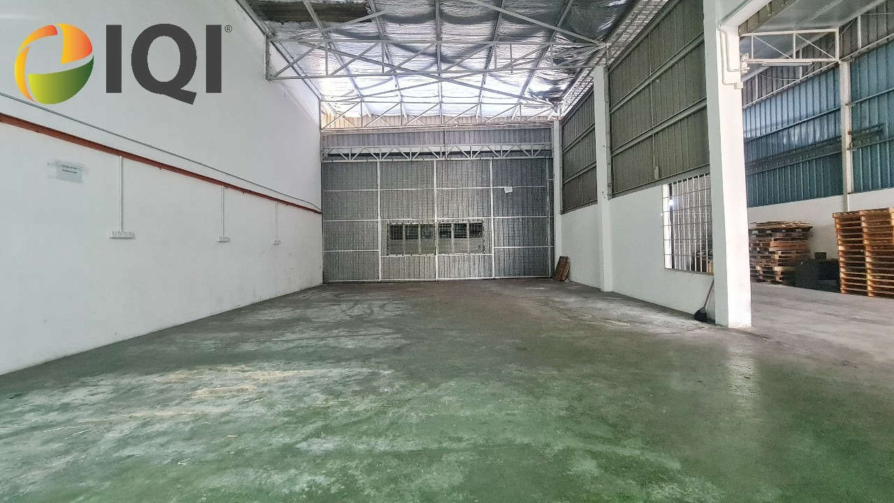 Juru Two Adjoining Semi Detached Factory - photo 2