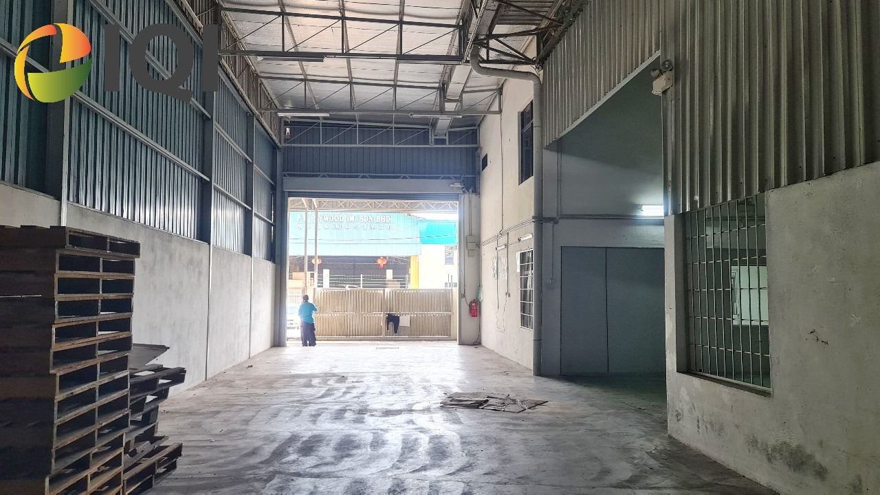 Juru Two Adjoining Semi Detached Factory - photo 4