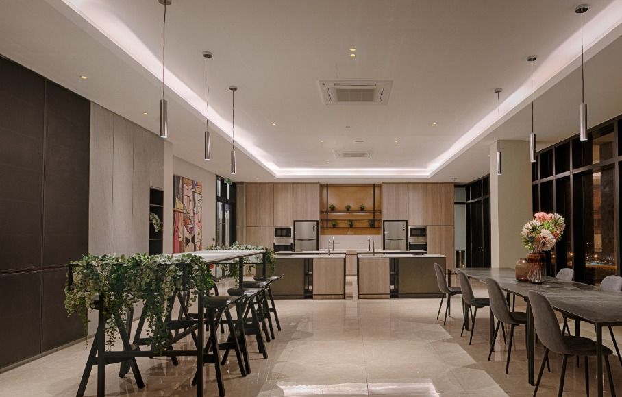 3 Bedroom RESORT STYLE CONDO - photo 9