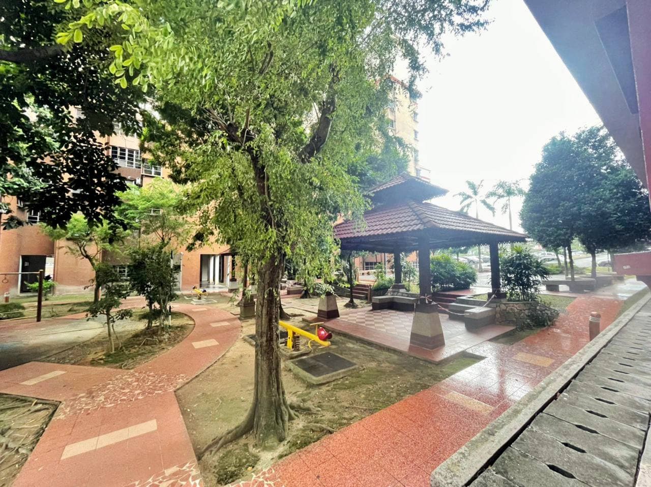 KELANA IMPIAN APARTMENT - photo 3