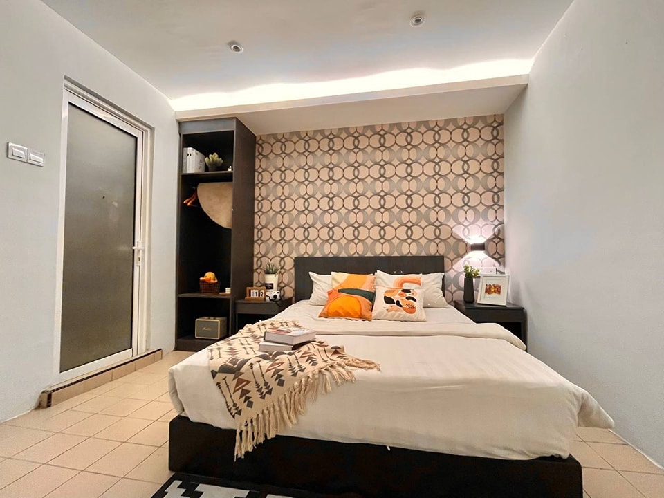 ZERO DEPOSIT QUEENBED WITH PRIVATE BATHROOM - photo 3